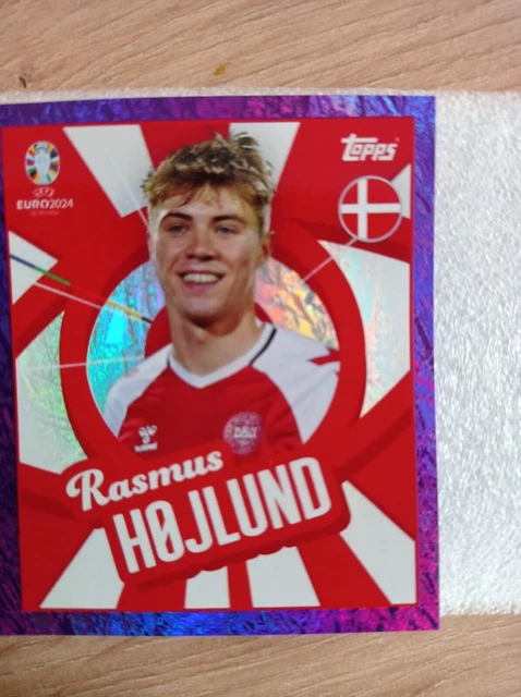 Sticker Topps Euro 2024 Rasmus Højlund DEN PTW - Green Parallel - Danemark - Super Rare