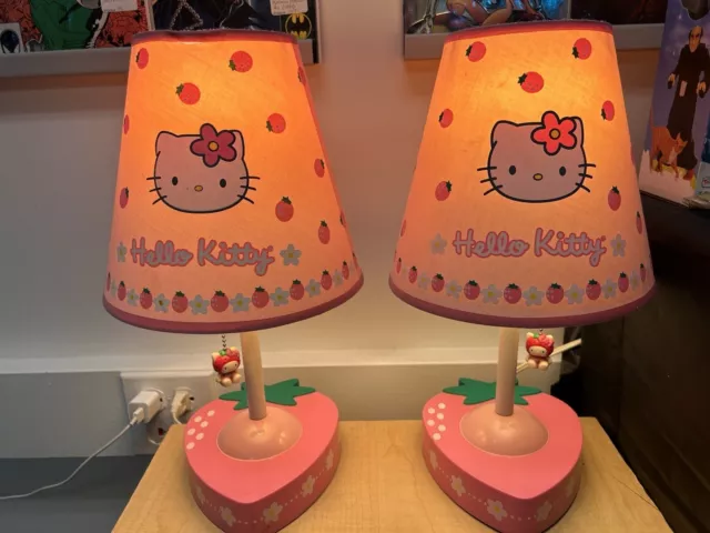 Hello Kitty Impressions Vanity Makeup Chair Pink Sanrio VHTF Tik Tok New In  Hand