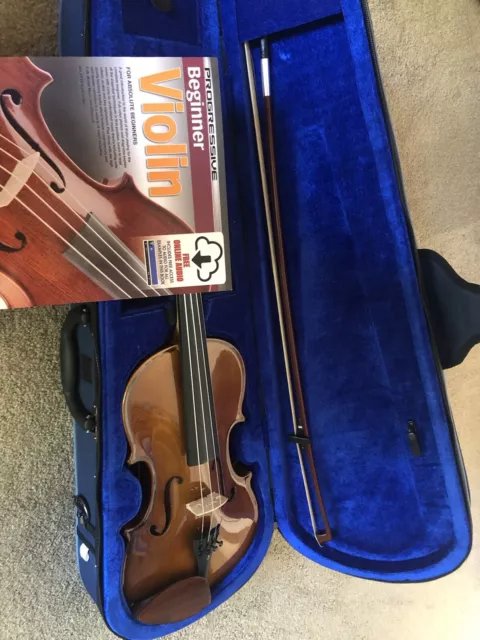 Stentor Student 4/4 Violin With Beginner Book