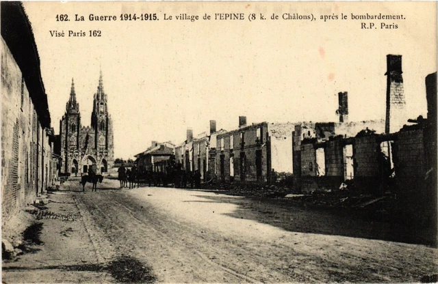 CPA AK Militaire - Le Village de l'Epine apres le bombardement (697372)