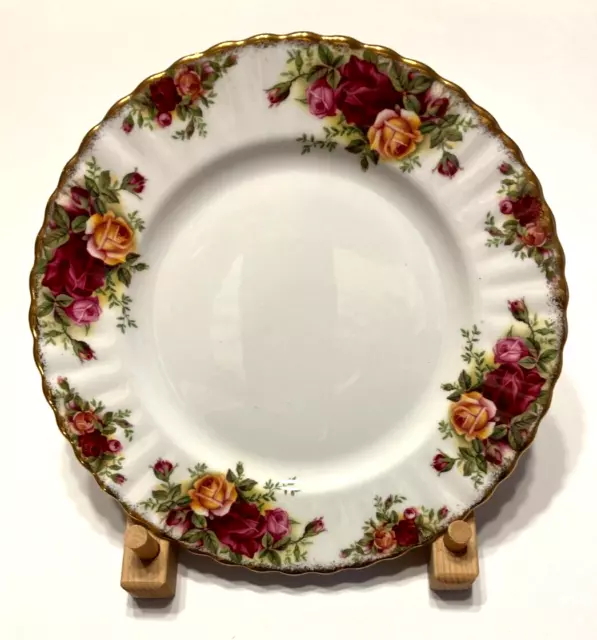 Vintage Royal Albert OLD COUNTRY ROSES Dessert Plate ENGLAND Bone China  7”