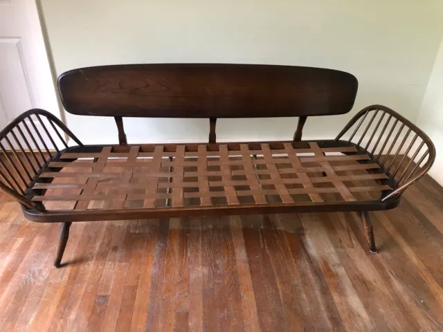 Ercol Daybed / Studio Couch