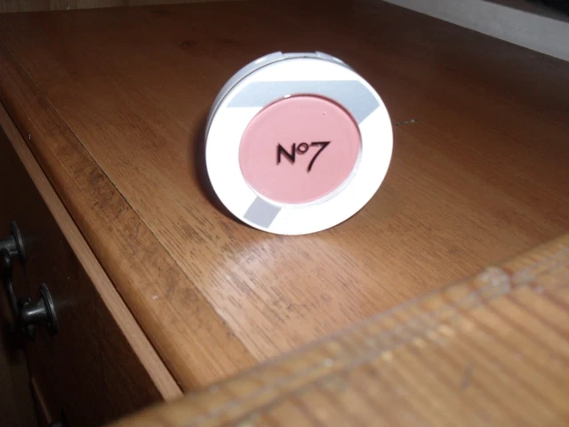 NUEVO DISEÑO - Rubor en polvo mate No7 3g -- NUEVO melocotones sellados