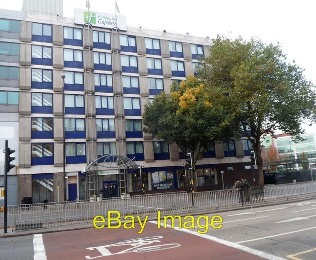 Photo 6x4 Front view of Holiday Inn Express Bristol City Centre Barton Hi c2012