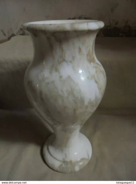 Ancien - Vase en marbre blanc veines beiges Début 20e siècle