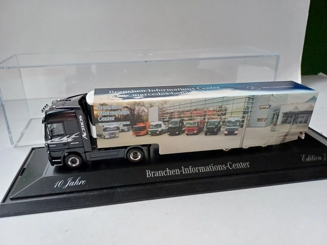 Transporteur Bétaillère Berlier Cirque Jean Richard, échelle HO (1/87), Neuf