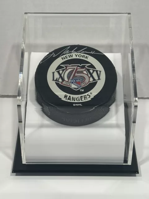 Steiner Mark Messier Signed NY Rangers 75th Anniversary Puck +Case Hologram Only