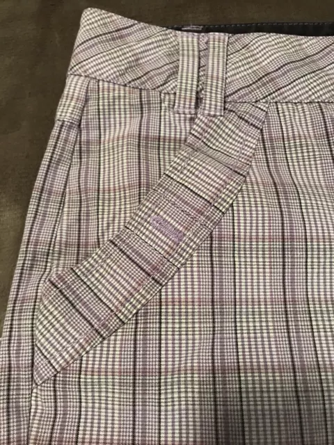 Women’s CUTTER & BUCK Plaid Bermuda Golf Shorts SIZE 8 Lavender White Black