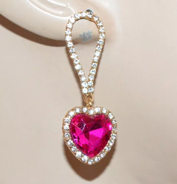 Orecchini donna oro pendenti ciondolo cuore cristallo rosa fucsia strass UX84