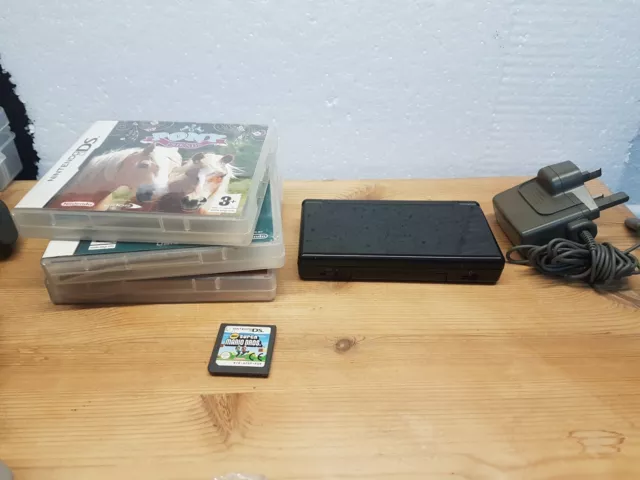 Nintendo DS Lite Black Handheld System USG-001, Charger, 4 Game Include Mario
