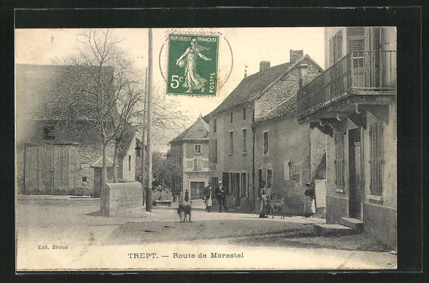 CPA Trept, Route de Morestel, Motiv aus dem Ort