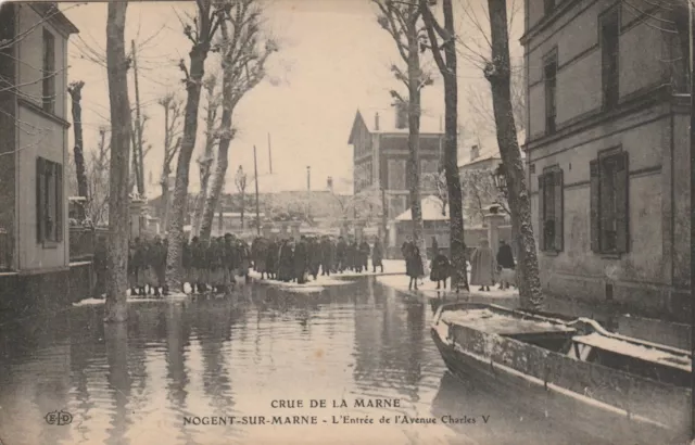 CPA 94 NOGENT sur MARNE L'Entrance de l'Avenue Charles V CRUE DE LA SEINE