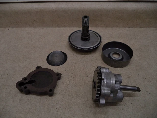 2005 Kawasaki Ninja 250 Engine Oil Pump Assy w Filter Housing & Screen