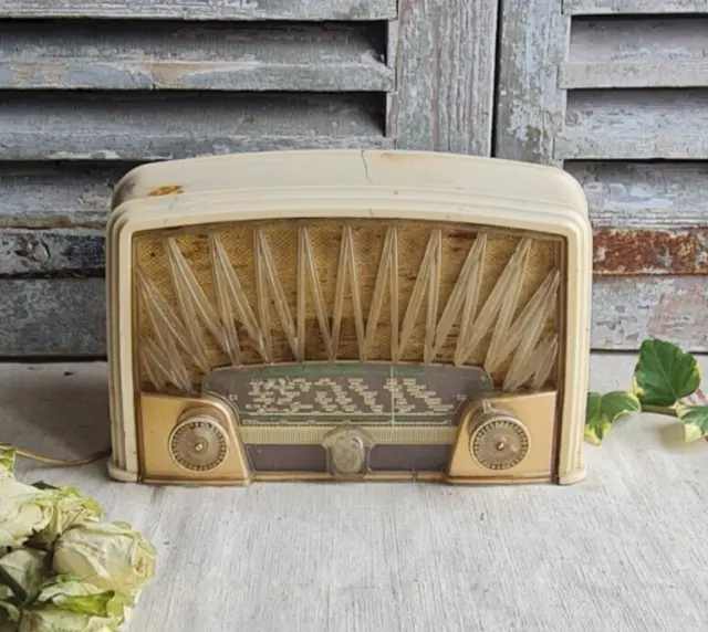 Ancienne Petite Radio Poste Radiola