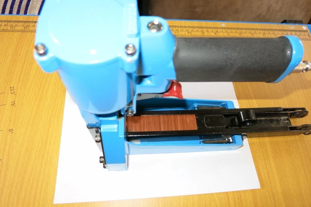 ASC  Pneumatic Box Carton Stapler