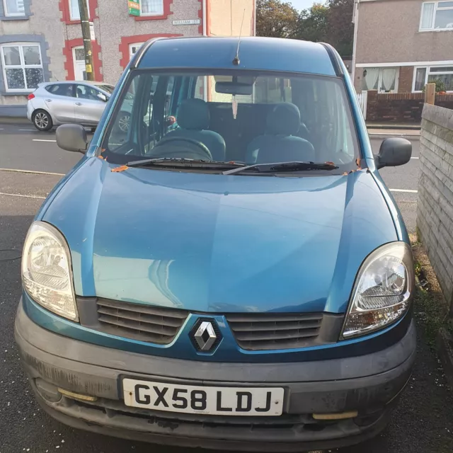 Renault Kangoo Wheelchair Accessible Vehicle Automatic MOT till 27th Jan 24
