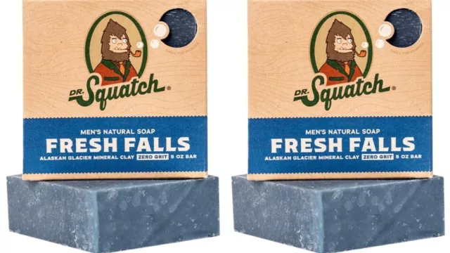Dr. Squatch on X: 💦 FRESH FALLS 💦 Take a dip under a cool mountain  waterfall with this brand new candle 🏔️ Get yours today! Click the link:    / X
