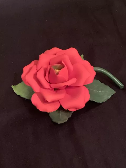 Capodimonte FARBAR, Large Red Rose (7 x 6 x 3)