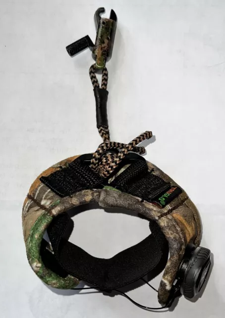 Scott Archery Lil Bitty Goose With Camo Boa Wrist  Strap