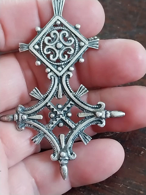 CROIX D AGADEZ BIJOU BERBERE EN ARGENT DEBUT XXemeS AVEC SA CHAINE PENDENTIF