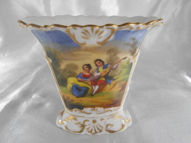 SUPERBE VASE DE MARIÉE SCENE GALANTE & FLORALE EN PORCELAINE DE PARIS XIX ème