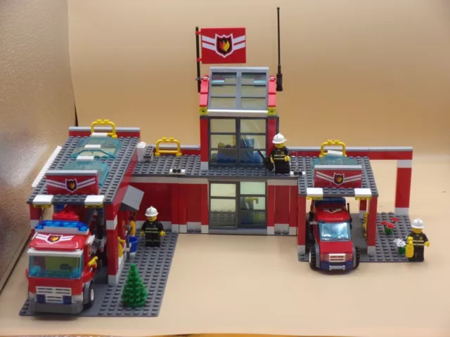 Lego City 7945 - La caserne des pompiers – L'île aux trésors Sàrl