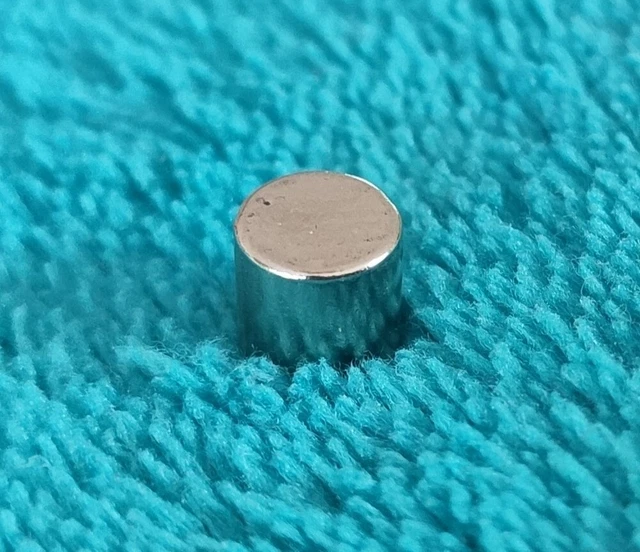 AIMANT SENSEO FLOTTEUR de RÉSERVOIR 6/6mm pour  CAFETIÈRE 7810 7812 7820 7825 2
