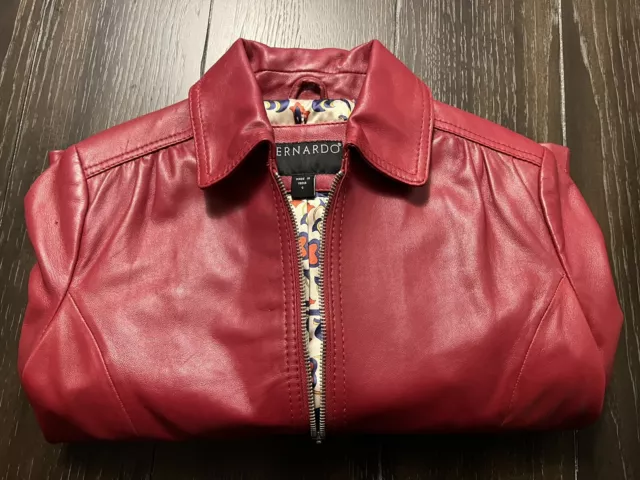 GORGEOUS BERNARDO RED Genuine Leather Lined Zipper Coat. Very Nice