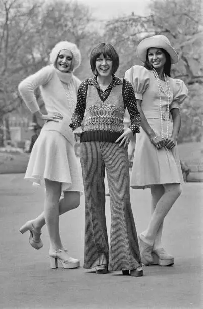 MARY QUANT WITH two models at launch of her Ginger Group OLD PHOTO $5. ...