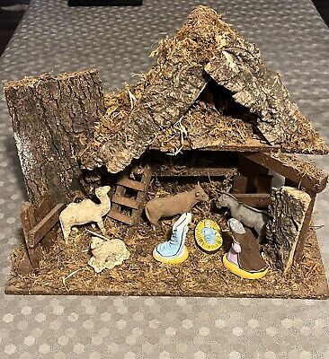 ANCIENNE GRANDE CRECHE de NOEL DEVINEAU avec 7 SANTONS - décoration