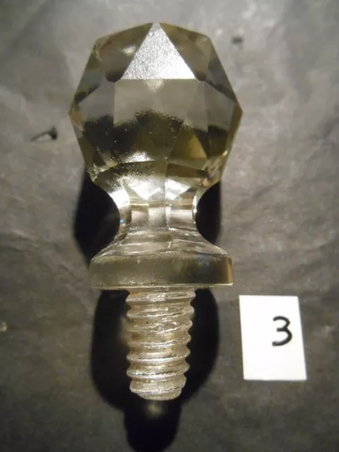 BOUTON de meuble ANCIEN EN CRISTAL OU VERRE TAILLÉ A FACETTES