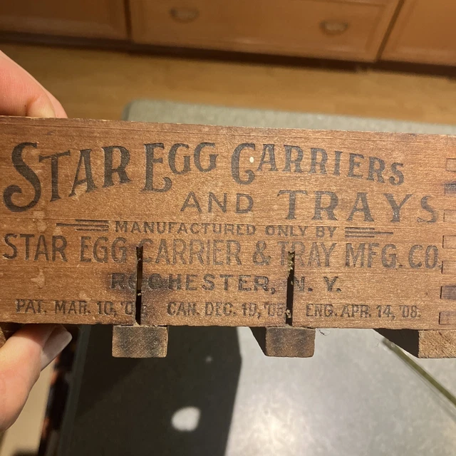 Antique 1908’Wooden Star Egg Carrier and Tray Mfg. Co. Rochester NY Stearns