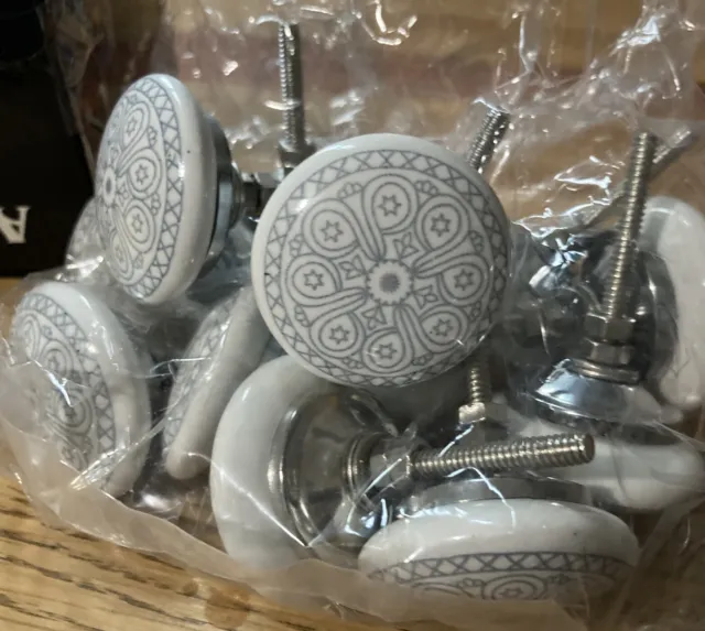 Artncraft 12 Knobs White & Grey Hand Painted Ceramic Knobs Drawer Pull NEW