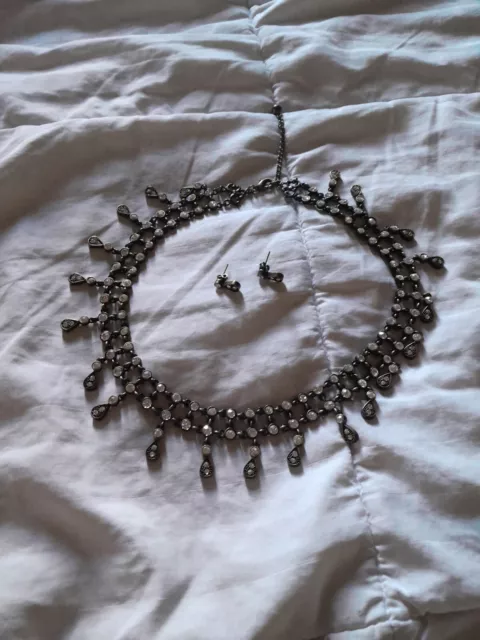 Vintage Diamond Rhinestones All Around Necklace With Matching Earrings Set.
