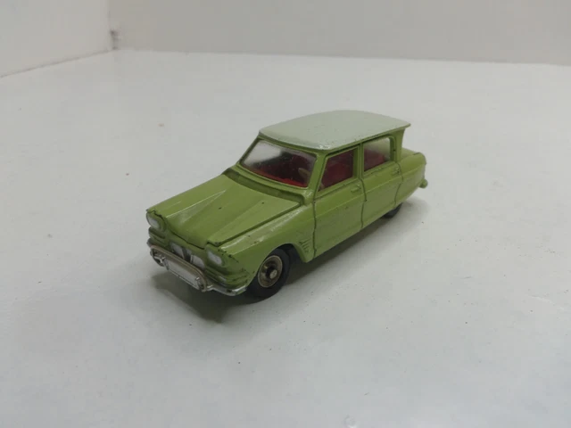 Dinky Toys 557 F – Citroën Ami 6 3CV Olive – Miniature 1/43 Zamac (Occasion)