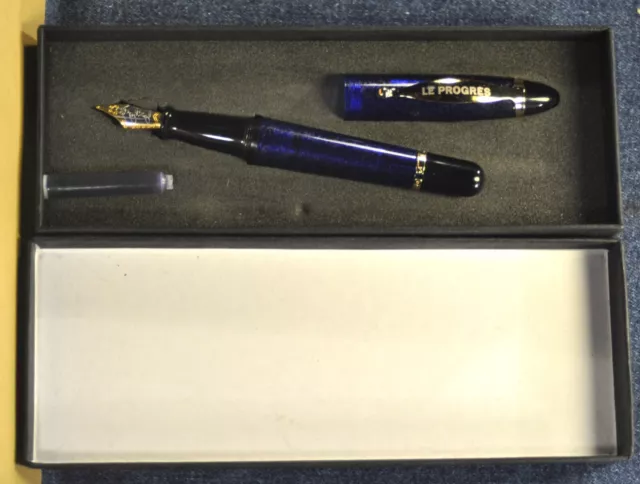 "CREEKS N'CREEKS" French Blue Translucent&GT  French Fountain pen c.1993's w/box