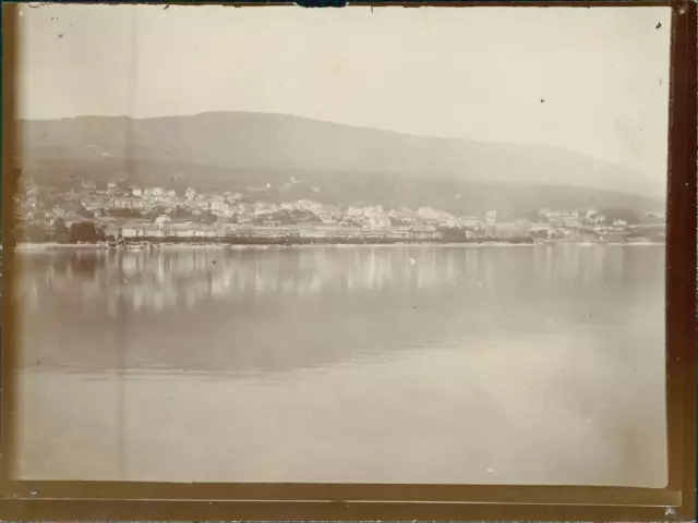 Suisse, Neuchâtel Vintage silver print.  Tirage argentique d&#039;époque  9x