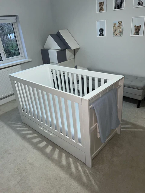 Mamas And Papas Franklin Cot Bed