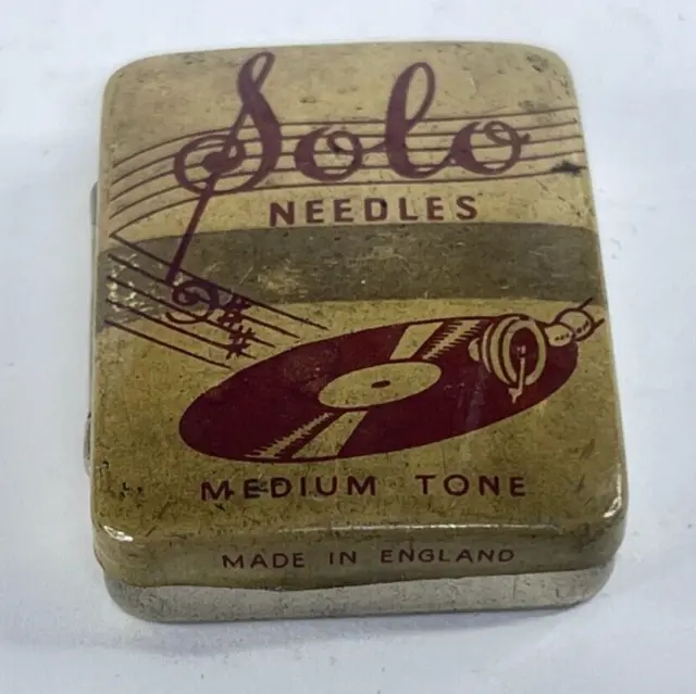 Vintage Solo Medium Gramophone Needle Tin  with some contents 47 x 35 mm
