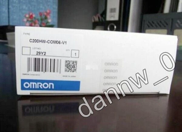 New In Box C200HW-COM06-V1 PLC module #D7