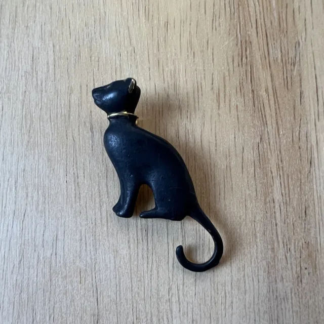 Vintage black cat pin, black cat brooch, rhinestone eyes, Halloween cat