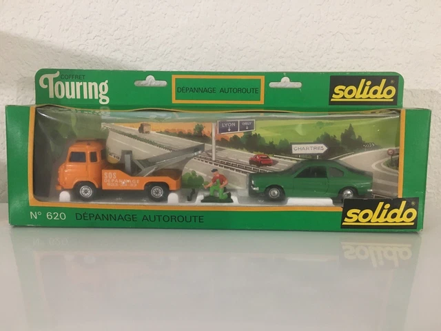 Solido Coffret Touring, 616 Break Peugeot 504 Avec Remorque Van, 196