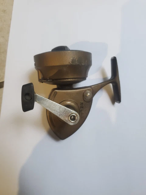 Ancien Moulinet CRACK 300 S Prise Au Doigt - Couleur Vert Olive, Modèle Vintage