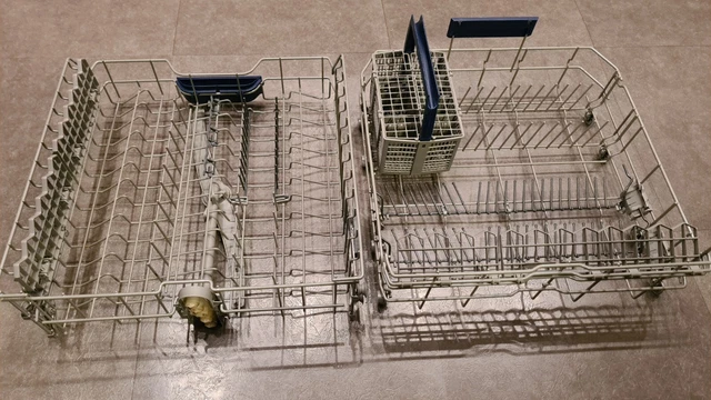 Geschirrspülmaschinen Körbe oben & unten & Besteckkorb Siemens 60cm