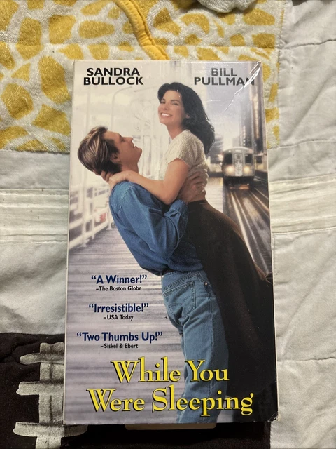WHILE YOU WERE Sleeping (VHS, 1995) EUR 2,61 PicClick ES