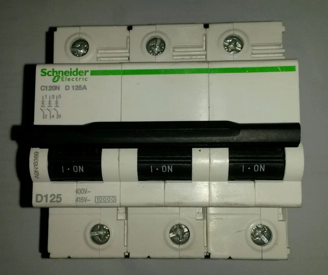 Disjoncteur 4 Pôles Schneider C120N 4P 63A Courbe C – 10 KA – Occasion