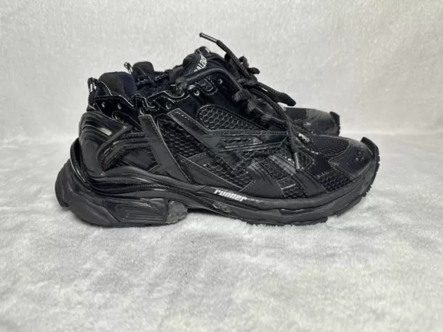 Balenciaga Men's Runner Sneaker Black 656065-W3RA1-1000 Size EU 42 US 9
