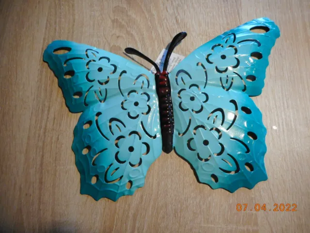 Deko Schmetterling  blau  Wanddekoration Metall grün ca. : 30cm mit Aufhänger