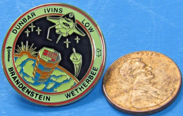 PIN AB Emblem OFFICIAL - NASA vtg - STS-32 Space Shuttle COLUMBIA enamel lapel