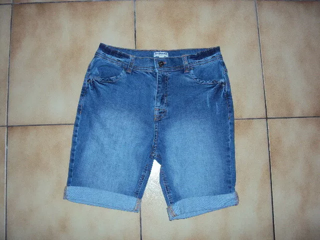 Short/bermuda en jean Vertbaudet en 12 ans en TBE